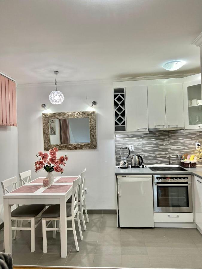 Prestige Apartment 3 Νόβι Σαντ Εξωτερικό φωτογραφία